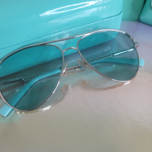 Tiffany & Co. Blue Sunglasses and Accessories Set - Picture 4 of 16